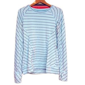 Reebok long sleeve workout top with thumb holes